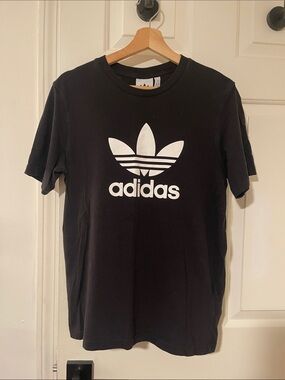 Adidas Original tee shirt